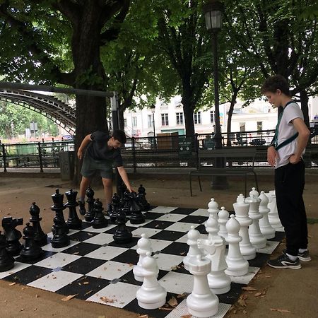 Apartament A Paris, Au Bord De L'Eau Zewnętrze zdjęcie